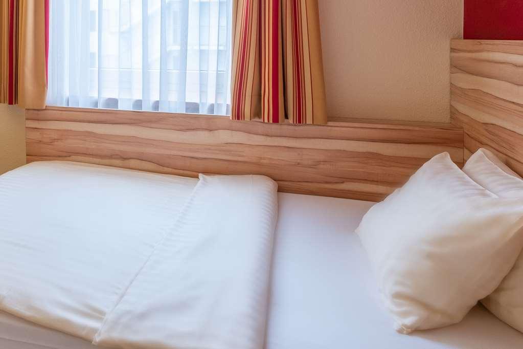 Quality Hotel, Star Inn Premium BRE الغرفة الصورة