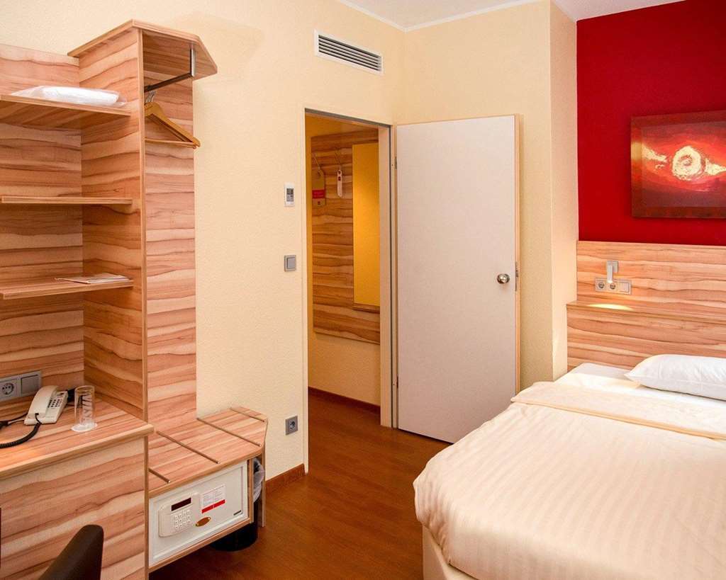 Quality Hotel, Star Inn Premium BRE الغرفة الصورة