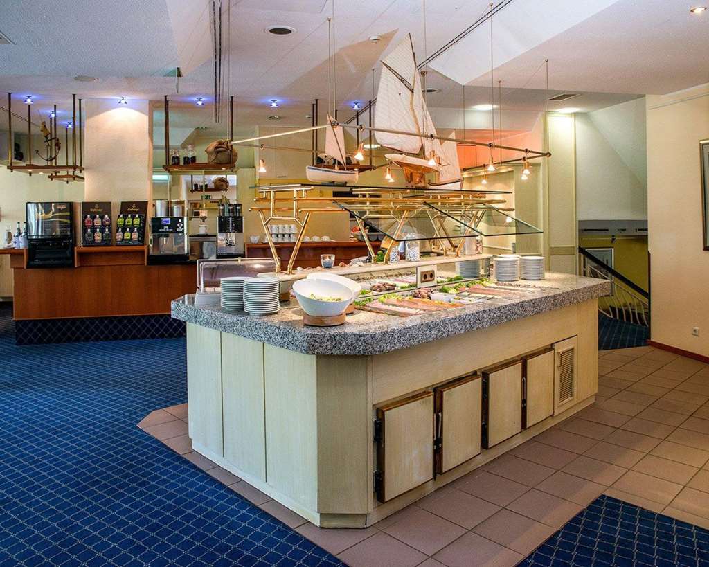 Quality Hotel, Star Inn Premium BRE المطعم الصورة